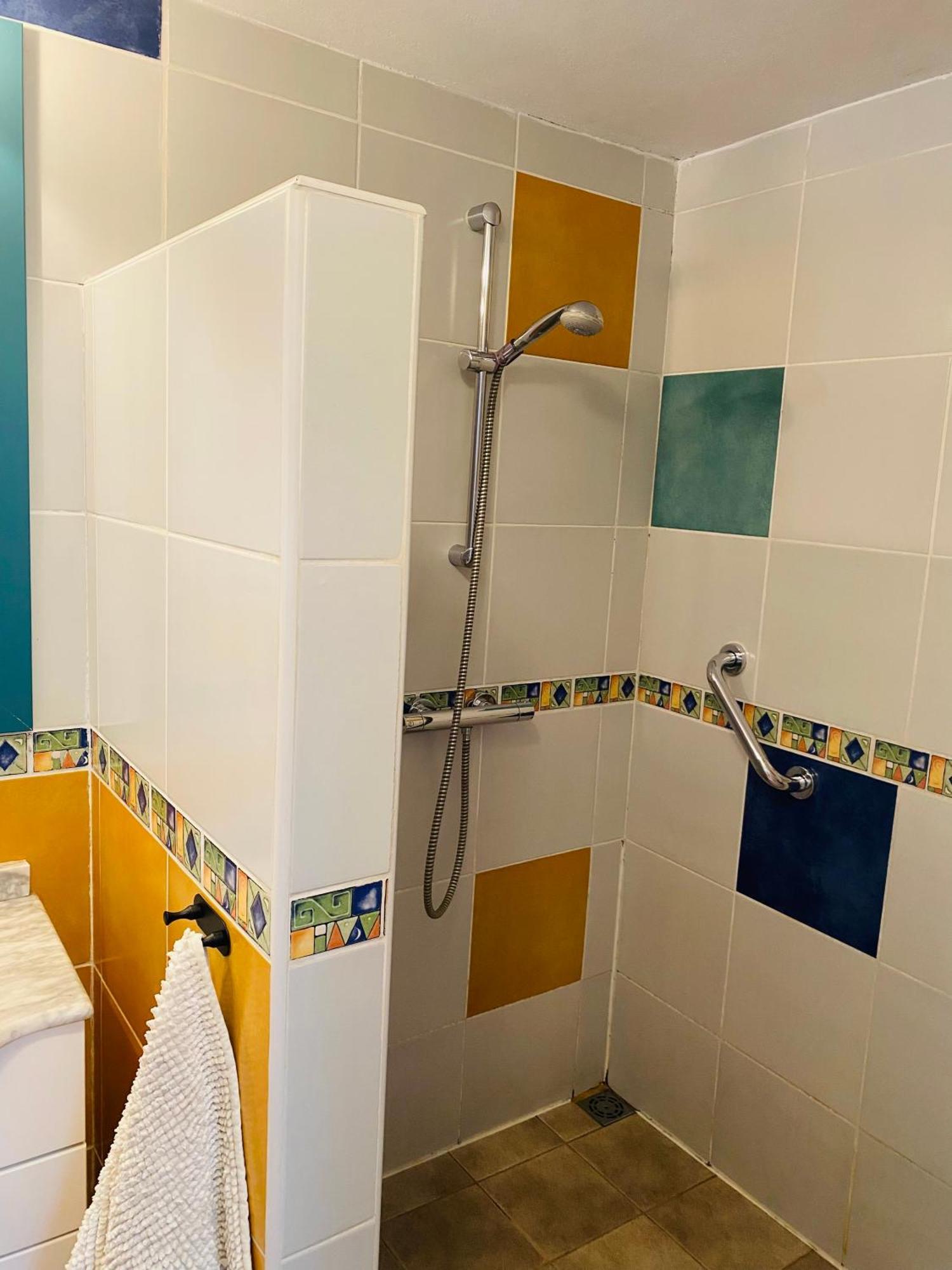 Room With Bathroom In Private House Casa Mar Torrox Exteriör bild