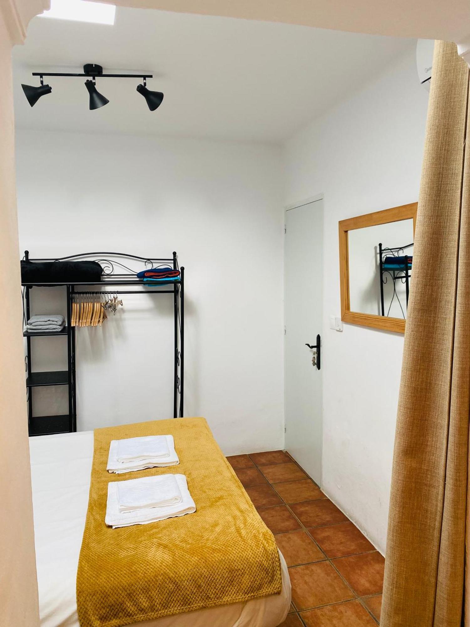 Room With Bathroom In Private House Casa Mar Torrox Exteriör bild